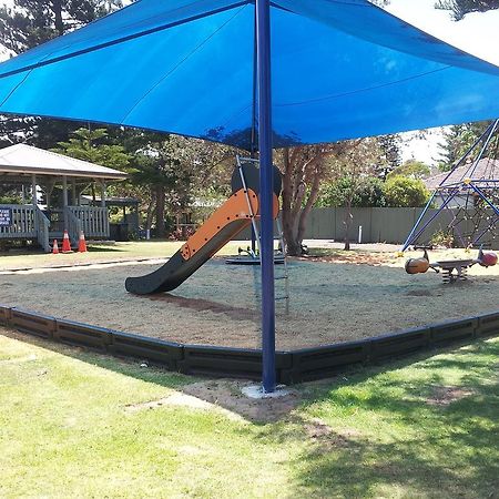 Nrma Sydney Lakeside Holiday Park Narrabeen Exterior photo