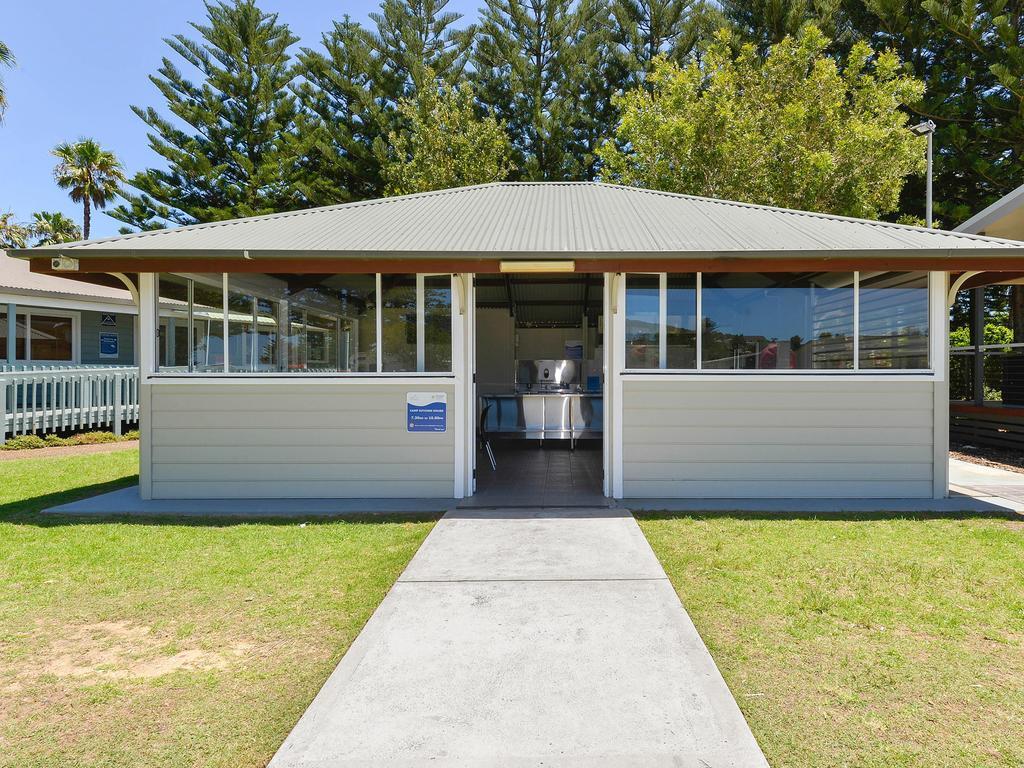 Nrma Sydney Lakeside Holiday Park Narrabeen Exterior photo